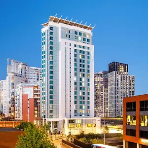 **** Otel Radisson Blu Hotel, Birleşik Krallık